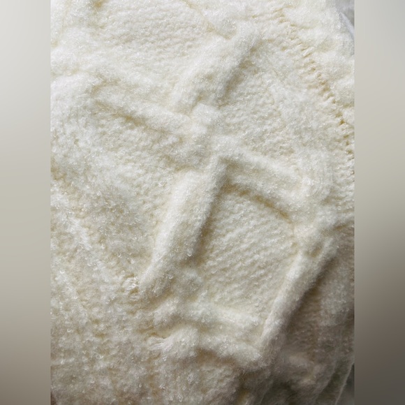 JCREW Cream Scarf - Picture 3 of 5